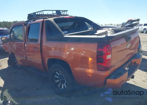 2007 Chevrolet Avalanche 1500 Lt из США, поврежденный, VIN 3GNEC12J47G133253